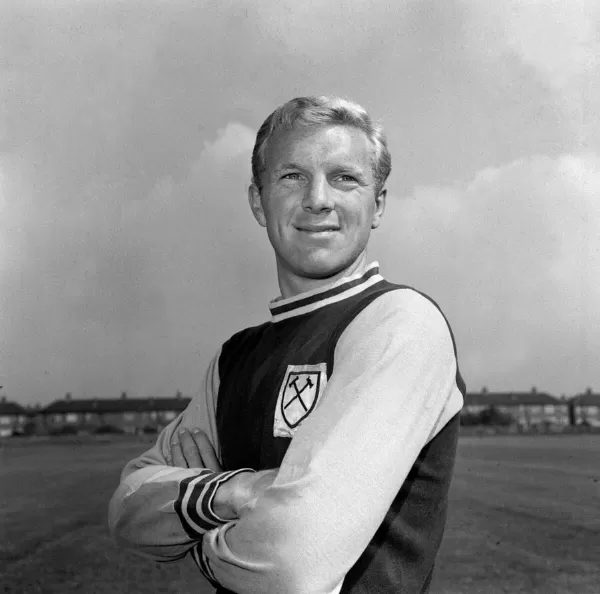 	Bobby Moore 	